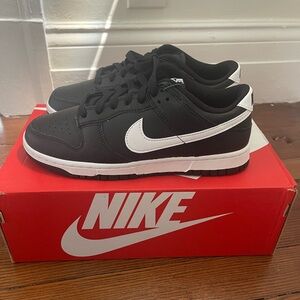 Brand New Never Worn Nike Dunk Low Black Panda 2.0 Sz 9